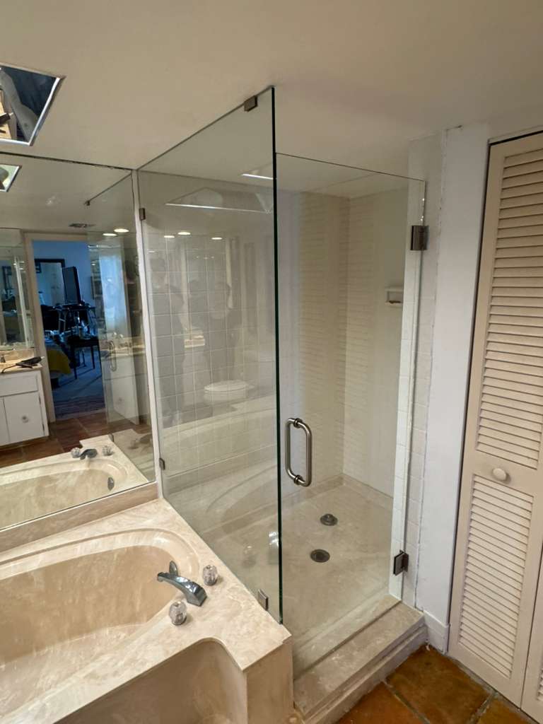 Shower Enclosure | North Ocean Drive PH