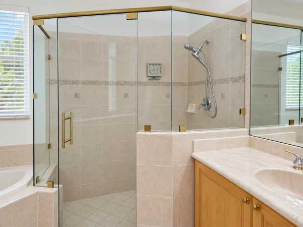 Shower Enclosures | Las Brisas Circle Residence, Hypoluxo